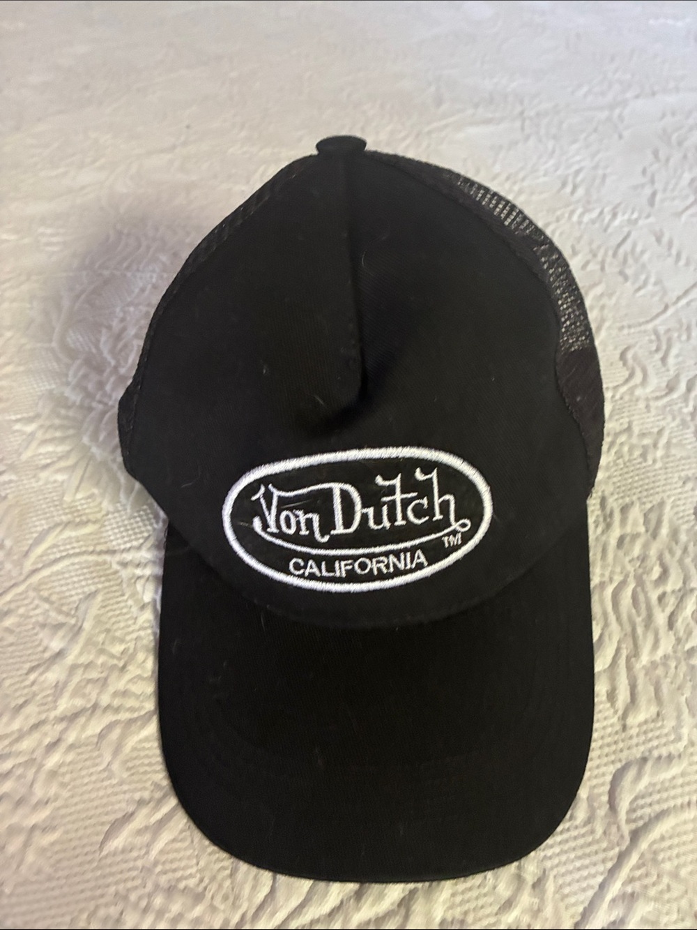 Von Dutch Classic hat Black mesh Trucker SnapBack adjustable